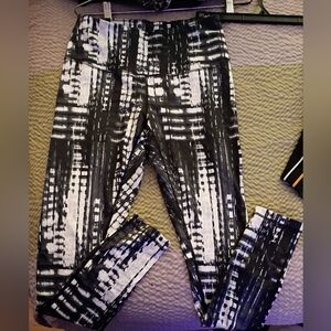 Zella Monochrome Abstract Leggings